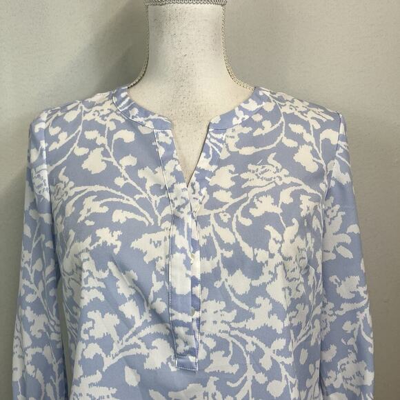 Talbots Blouse Tunic size Extra Small Lilac Purple White Floral Career Casual - Picture 2 of 6